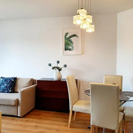 Z Prywatnym Tarasem Na Dachu I Widokiem Na Morze I * Władysławowo